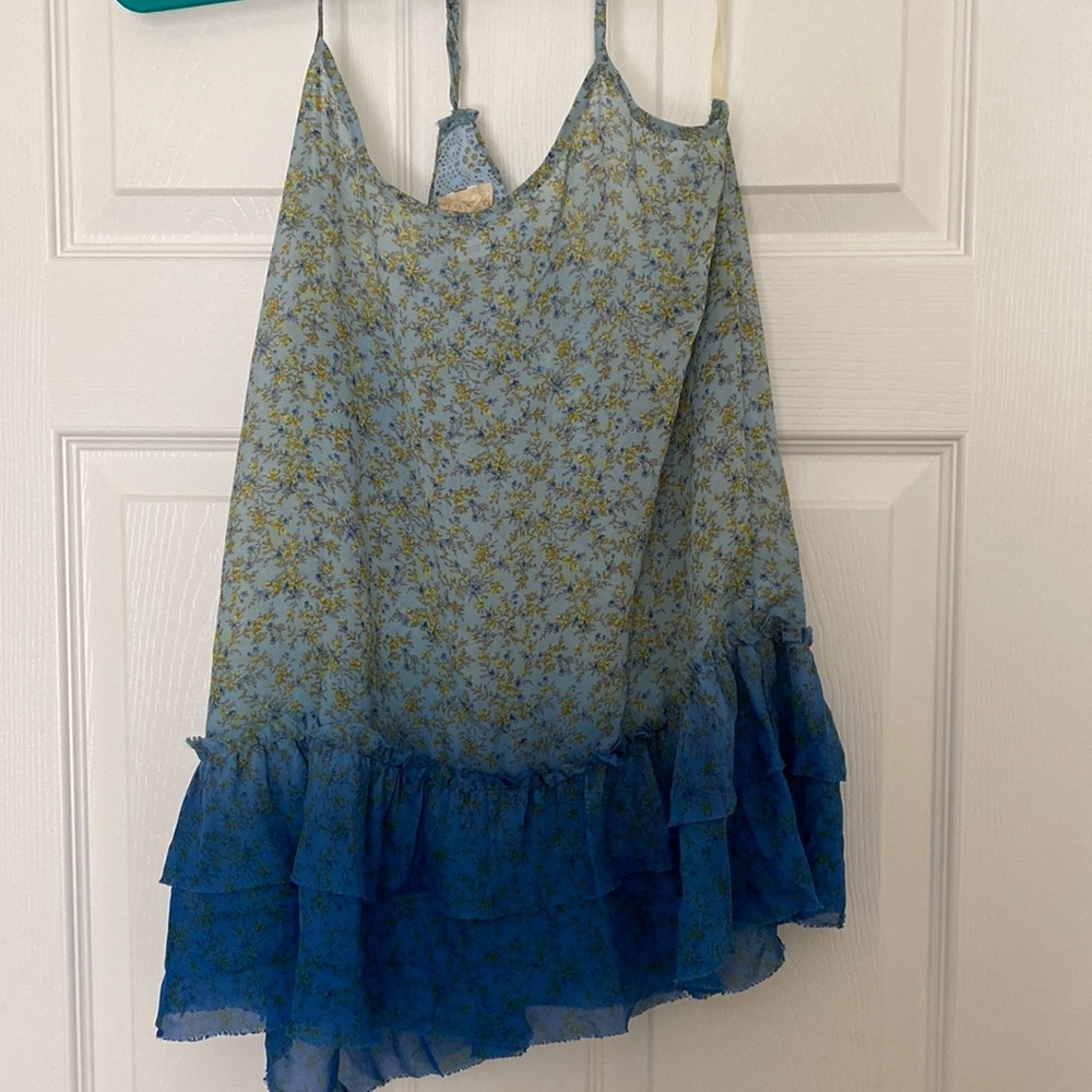 Daytrip L spaghetti strap floral ombré blouse